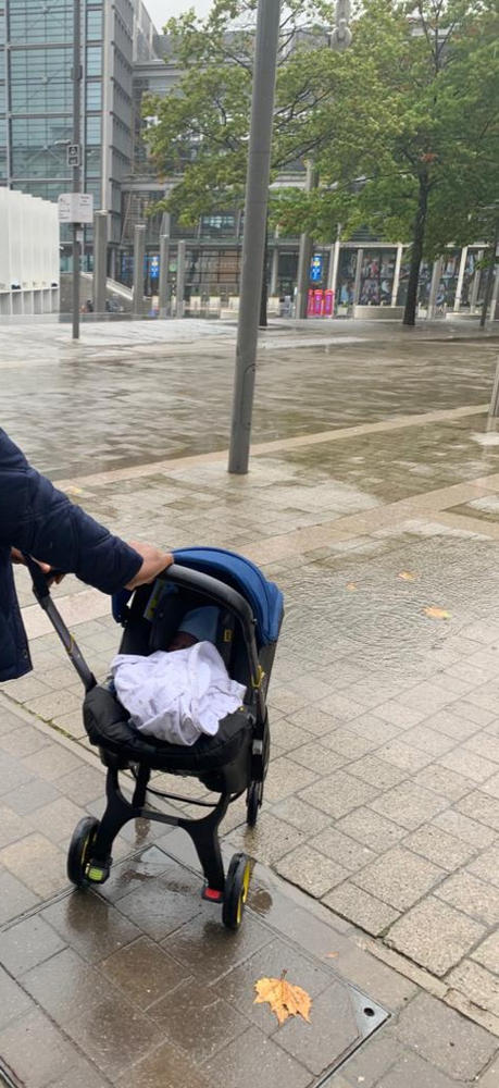Doona+ Infant Car Seat - Royal Blue - Customer Photo From Stephanie Oseni