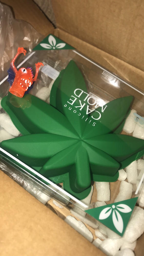 Marijuana Silicone Cake Mold - Unique Gifts - Streamline — Perpetual Kid