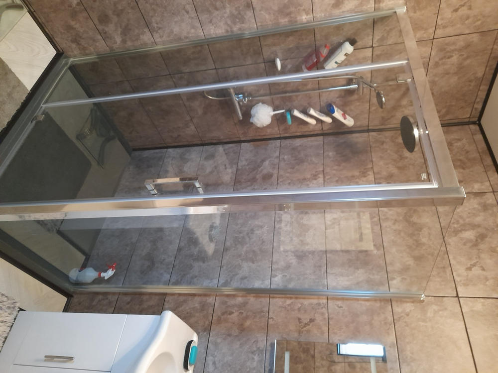 Rustproof & Easy Clean: The ShowerGem Shower Caddy - Customer Photo From Linda Wrigley
