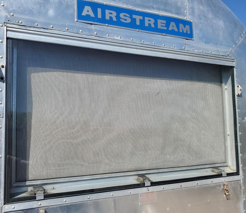 1966-68 Airstream Window Glass