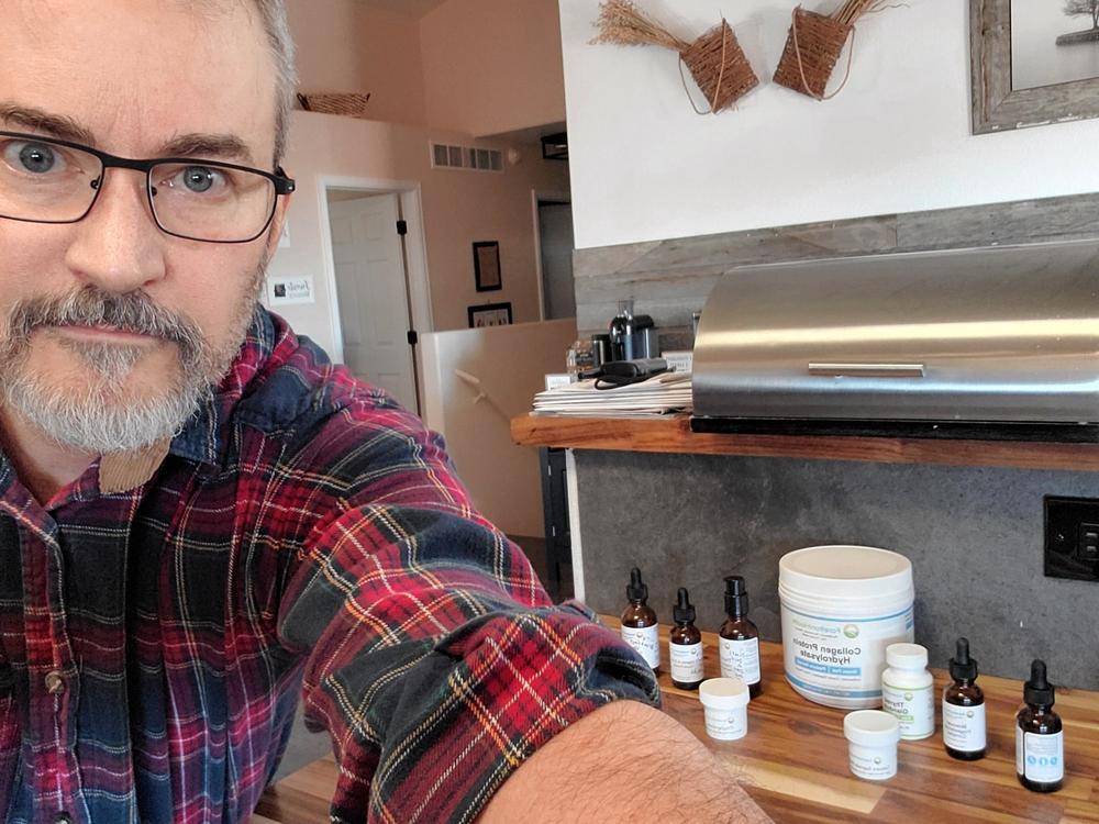 Calming Thyroid Supplement Bundle - Customer Photo From Rob Melton