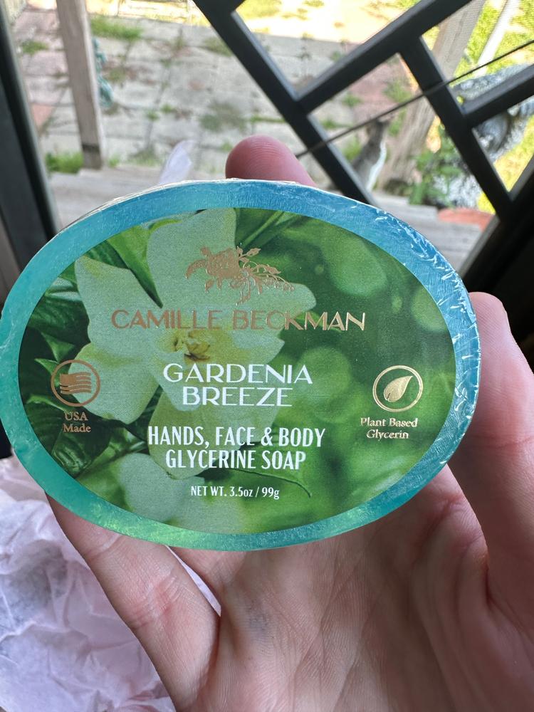 Glycerine Soap Gardenia Breeze 3.5 oz - Customer Photo From Alison P.