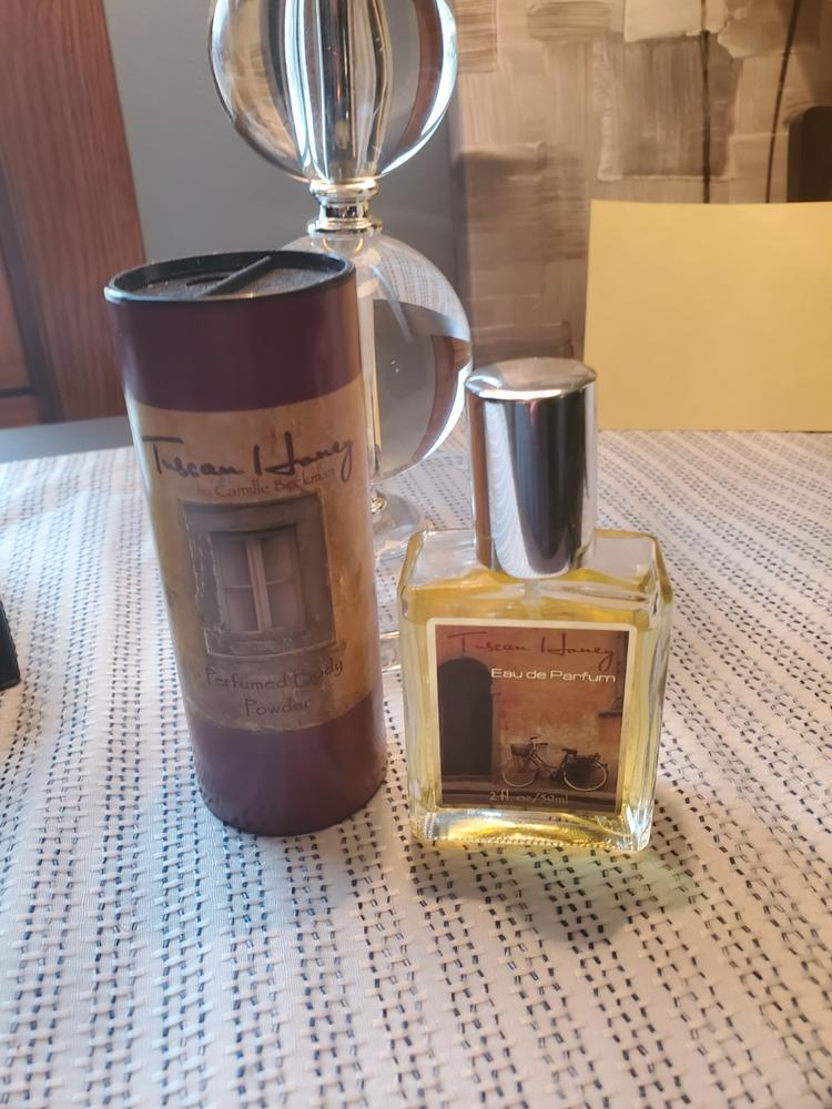 Eau de Parfum Tuscan Honey - Customer Photo From Julie Arvedson
