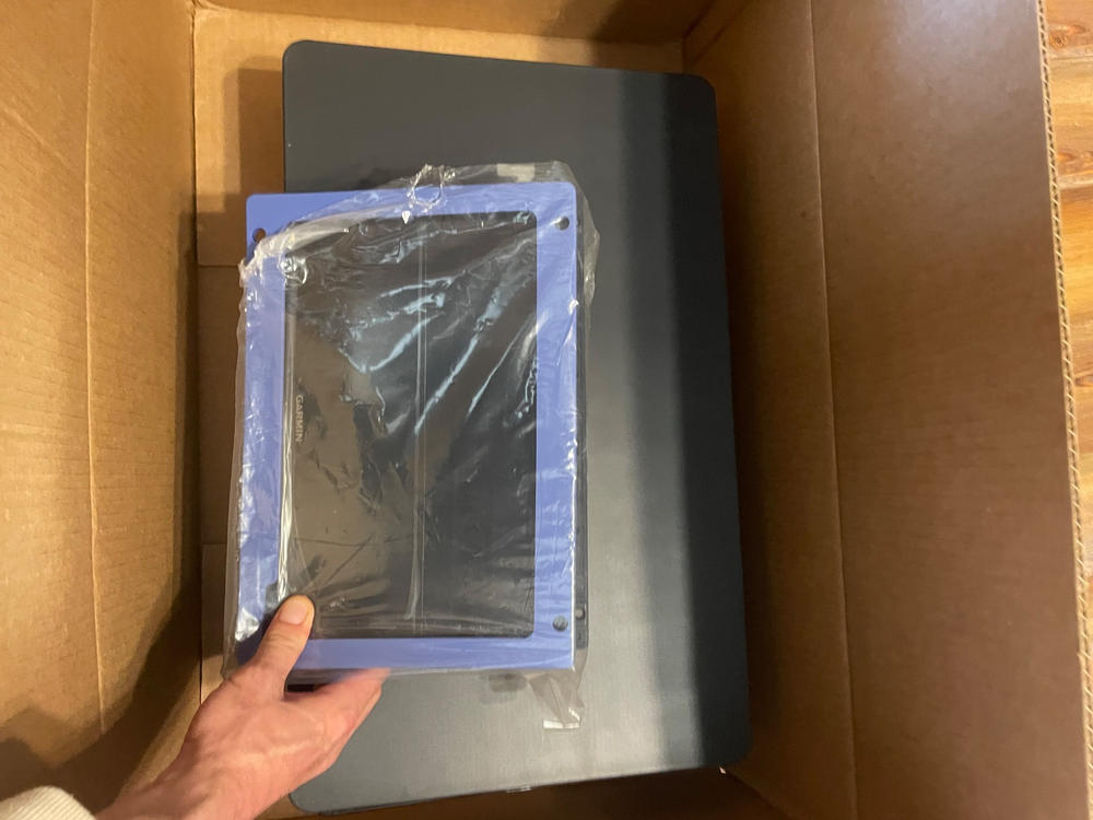 Garmin GPSMAP 8612xsv with Livescope Plus System LVS34 Bundle - Customer Photo From Laura Tennill