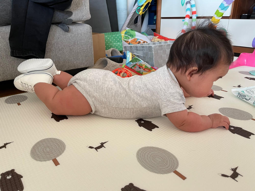 Run Forrest / Grey Large Playmat - Customer Photo From Wing Ngai