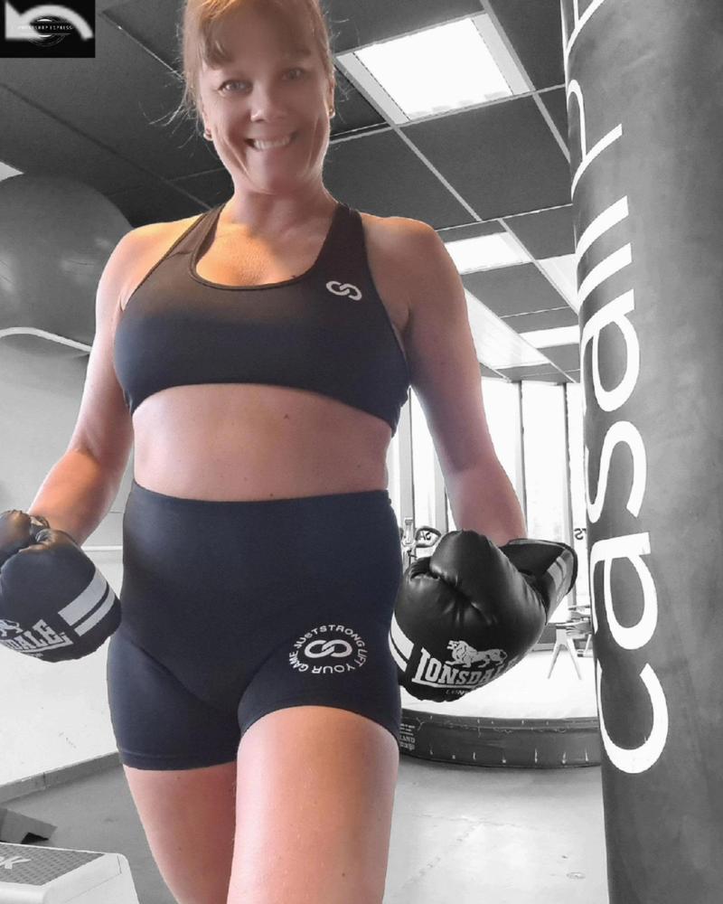 Deep Black Motion Emblem Sports Bra - Customer Photo From Annika Lisbet Rosenqvist