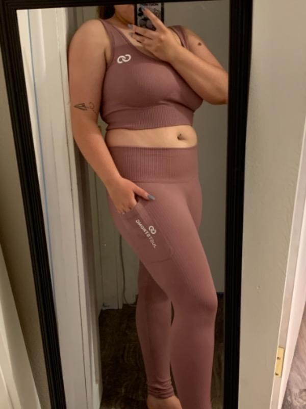 Mauve Ribbed Seamless Pocket Leggings - Customer Photo From Victoria Brown
