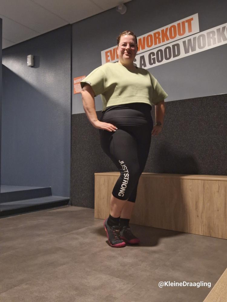 Lime Green Oversized Athletic Cropped Tonal T-Shirt - Customer Photo From Petra Ferket-Monsma