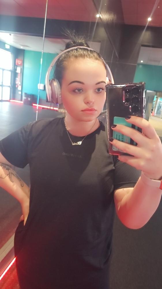 Laser Seamless Workout Tee - Black Onyx - Customer Photo From Danielle Thompson