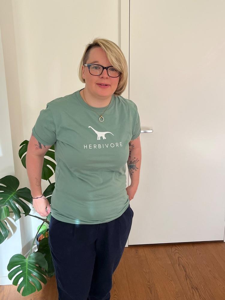 VO Origins T-Shirt (Unisex) - Customer Photo From Emma Harris
