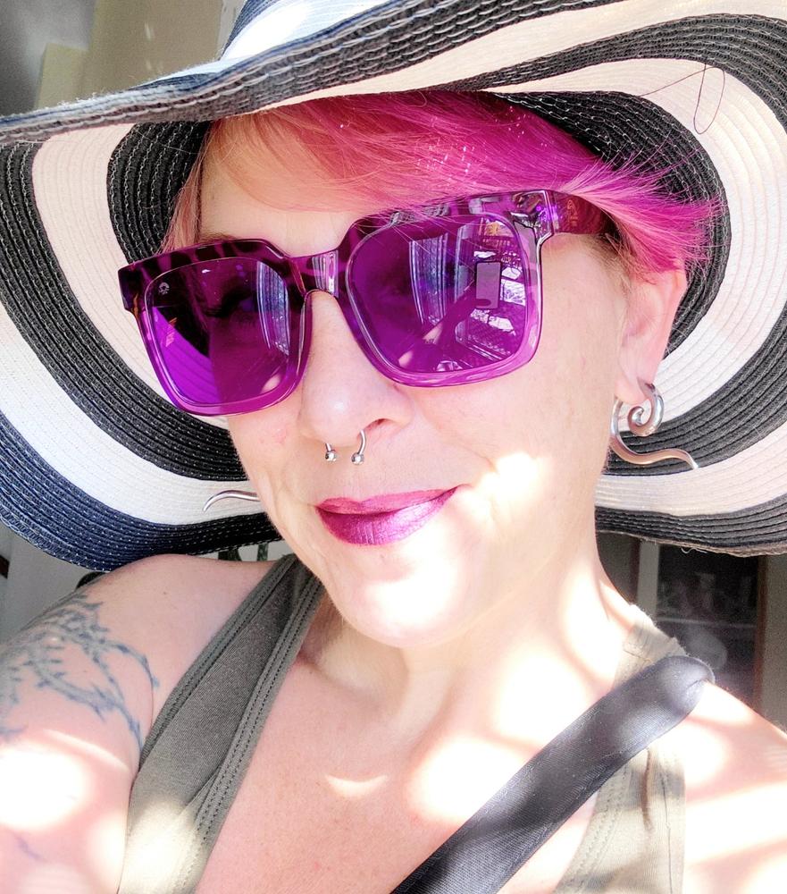 AVIATOR - VIOLET - Customer Photo From Amanda Volleberg