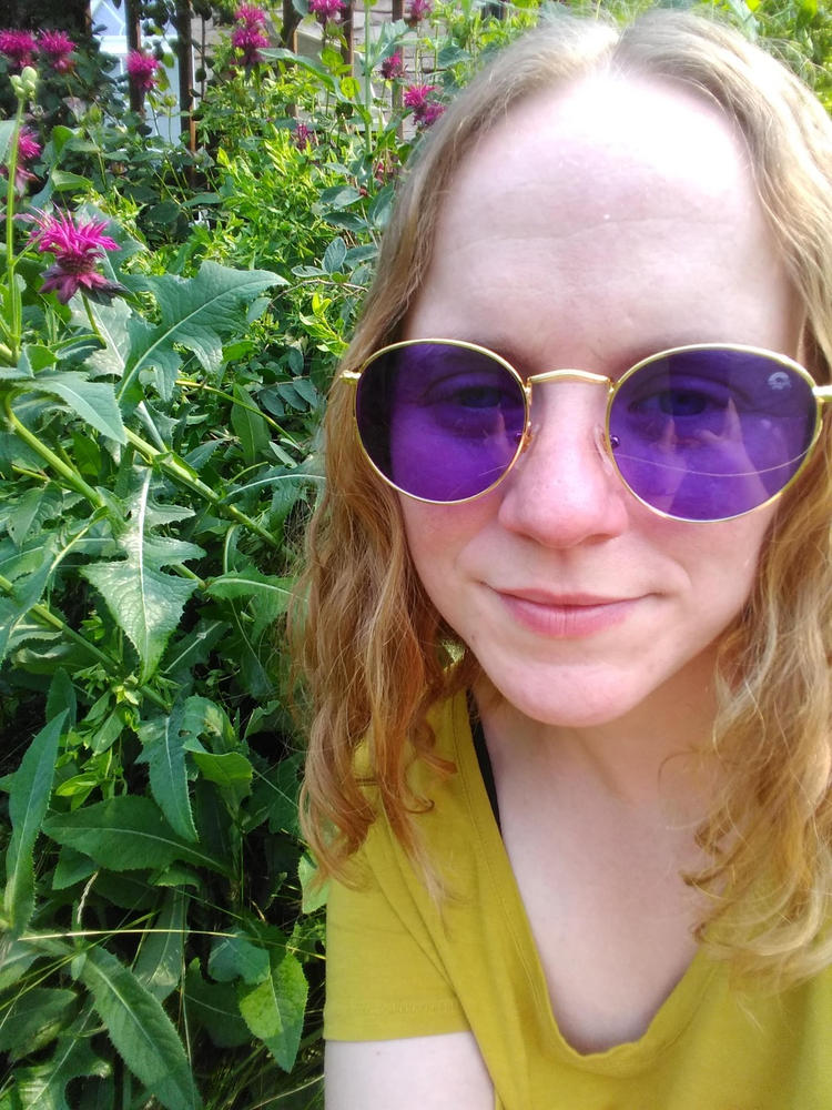 ROUND - INDIGO - Customer Photo From Amber R.