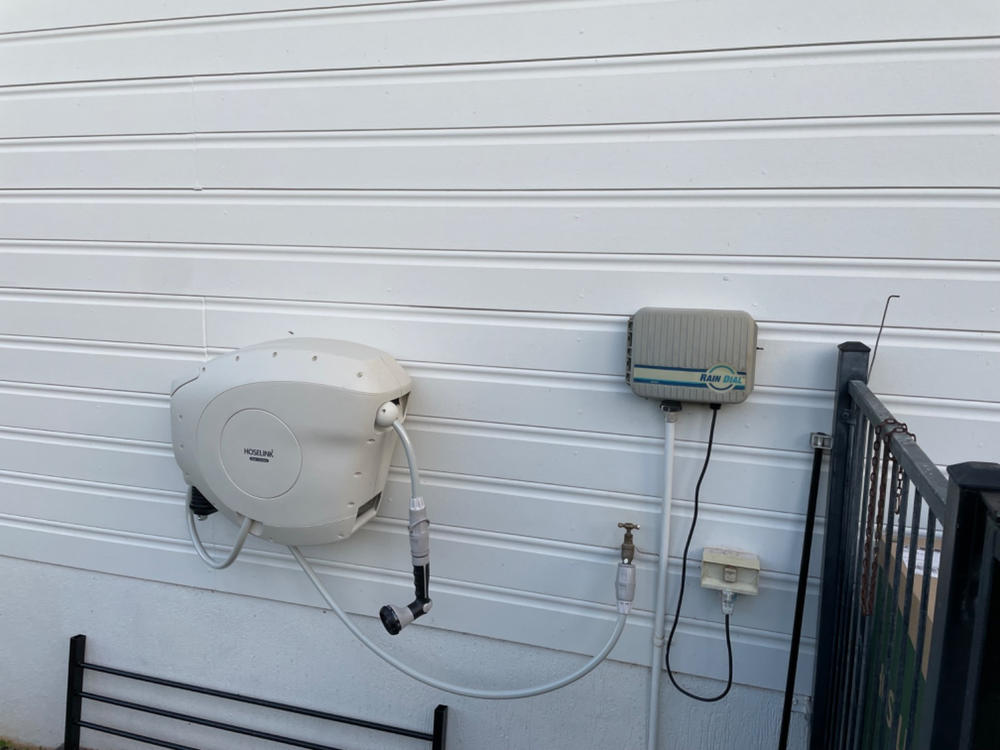 Hi-Flow 25m Retractable Hose Reel | Beige - Customer Photo From Gavin Stower