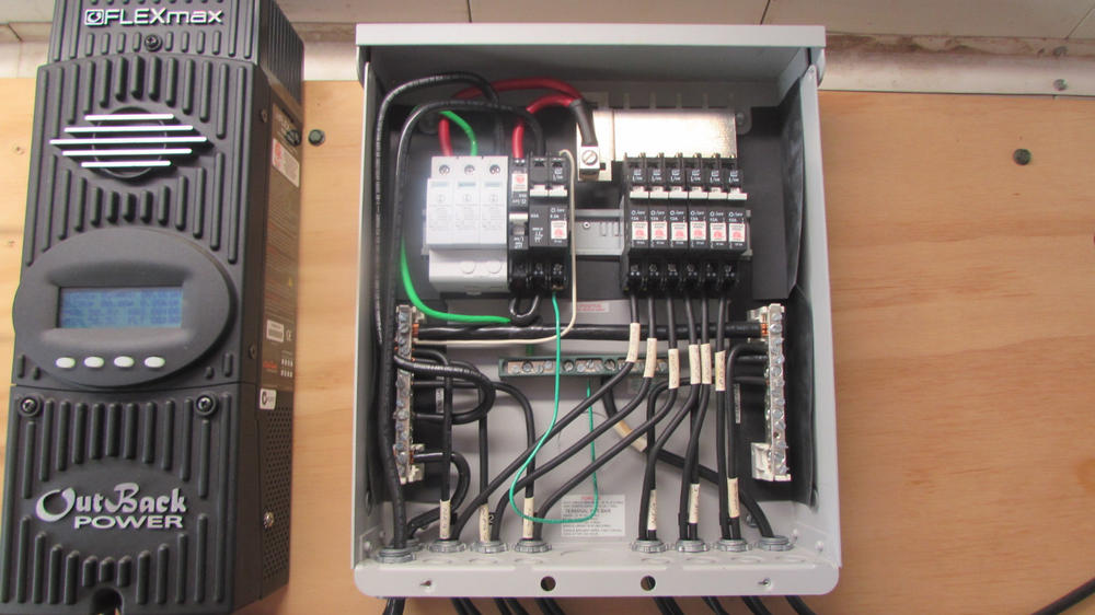 MidNite Solar MNEPV Circuit Breakers 150VDC 1-Pole - Customer Photo From Anonymous