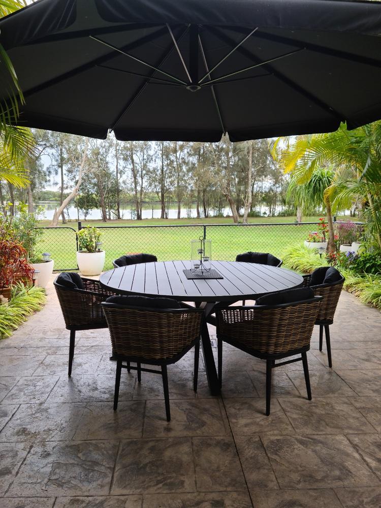 PALOMA OUTDOOR SLATTED DINING TABLE   |  ANTHRACITE ALUMINIUM  |  ROUND 180CM - Customer Photo From Michelle Comelio
