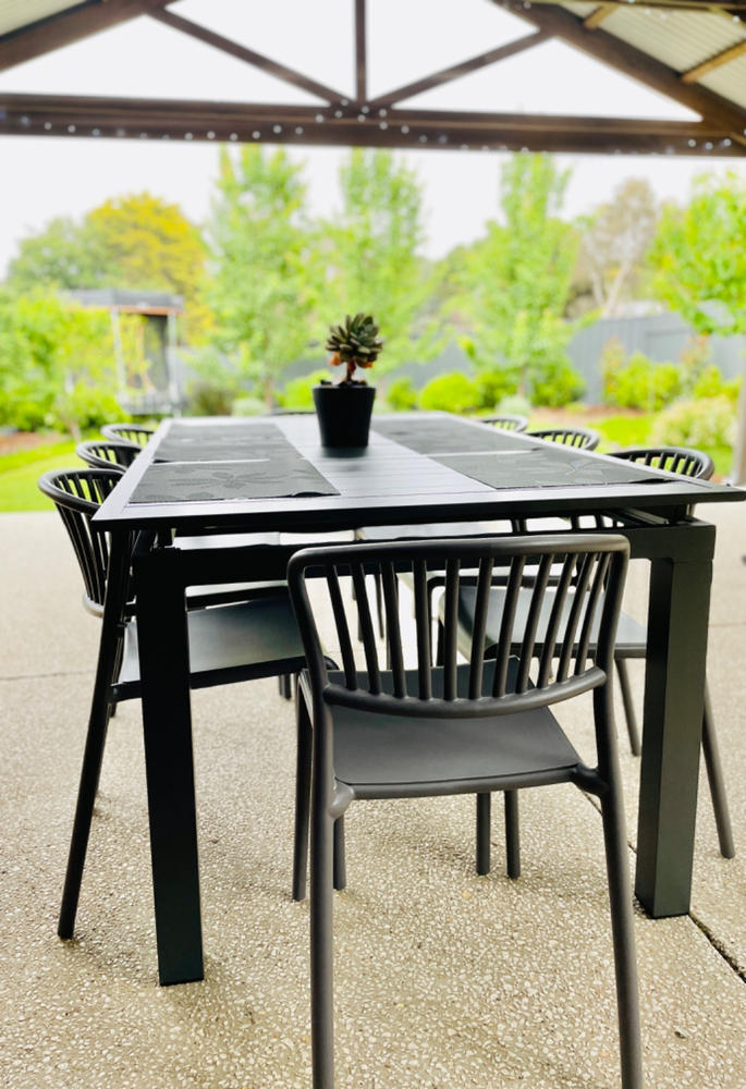 PALOMA MODERNA OUTDOOR EXTENSION DINING TABLE   |  ANTHRACITE ALUMINIUM  |  180 - 240CM - Customer Photo From Kathy Wooller