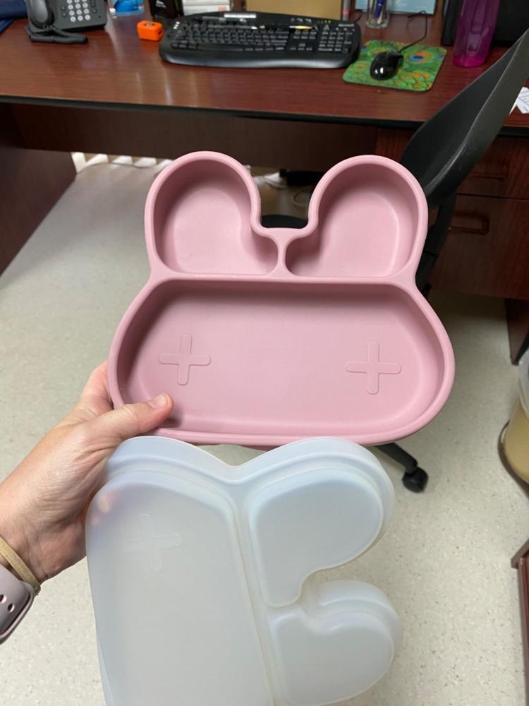 Bunny Stickie® Plate Lid - Customer Photo From Tara Hamilton