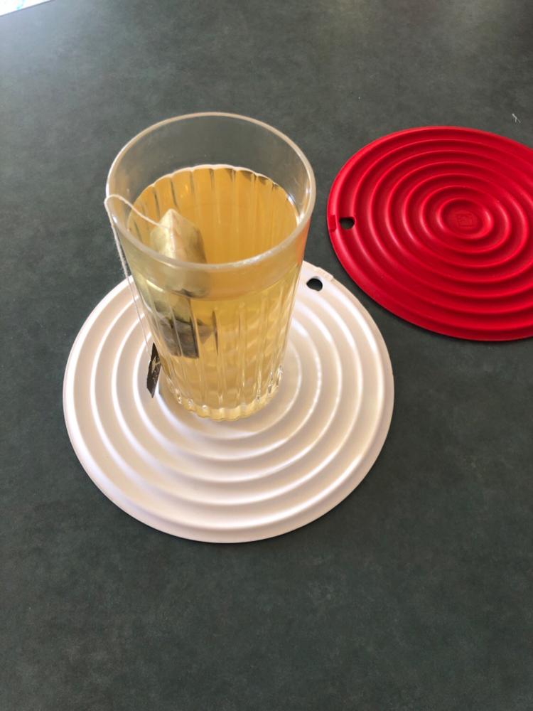 Super Silicone 7.5" Hot Pad / Trivet - Customer Photo From RON HUYNH