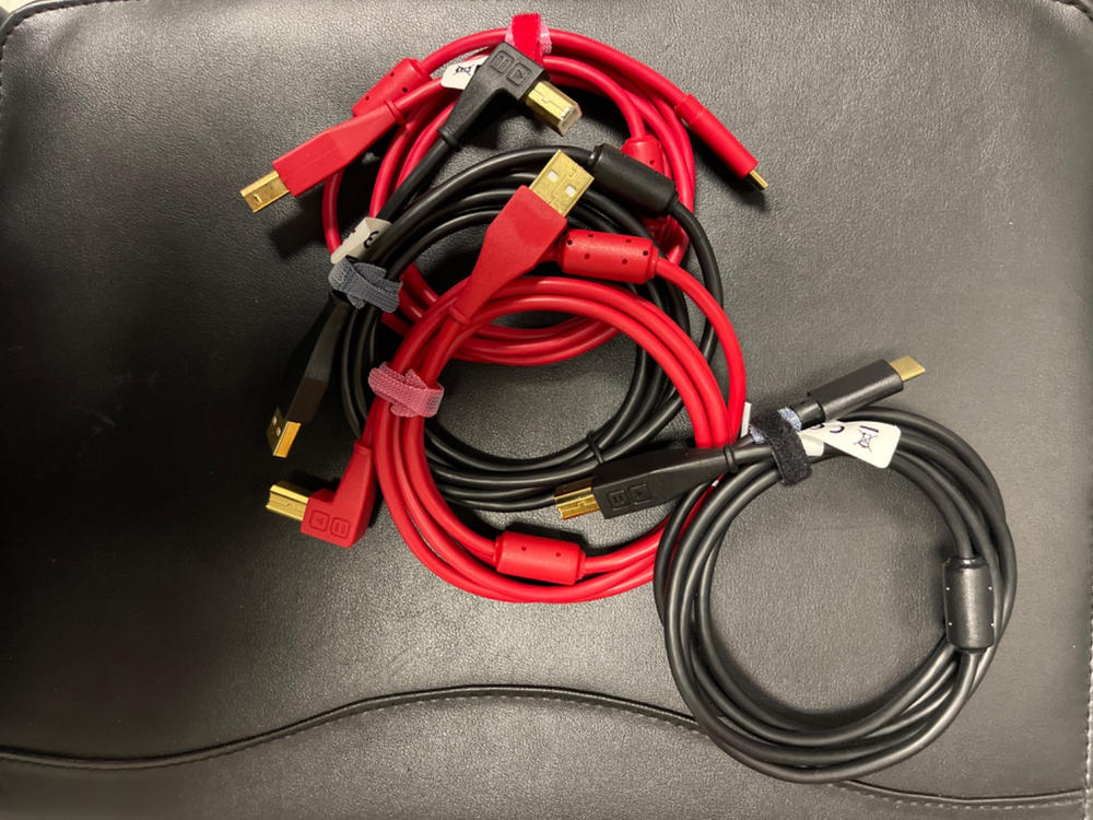 Chroma Cables: Audio Optimized USB Cables - Customer Photo From Stefon Andrews