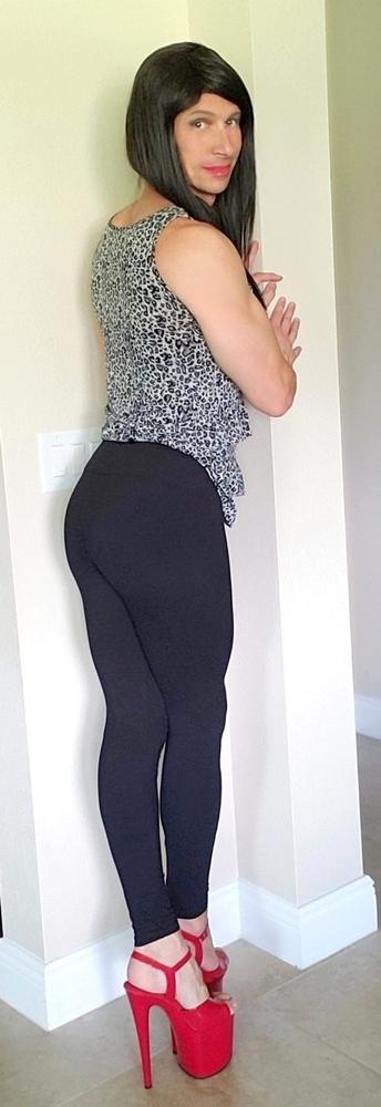 83280GD - Garment Dye Legging - Customer Photo From Tiffany Bellino