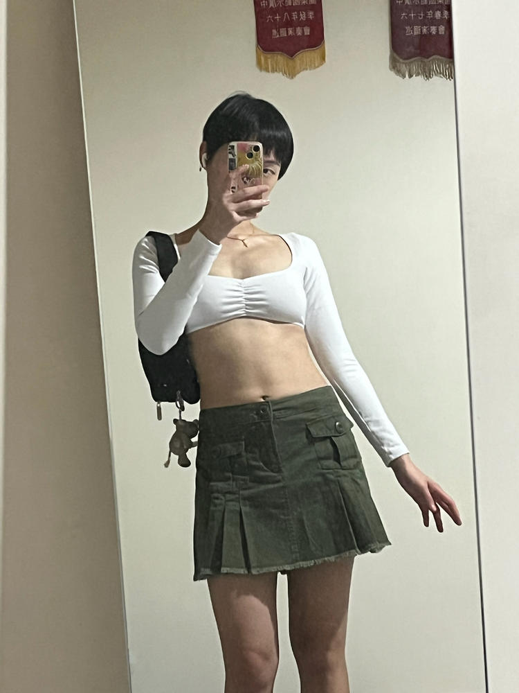 8387GD - Garment Dye Ruched Long Sleeve Micro Crop Top - Customer Photo From Victoriaaa