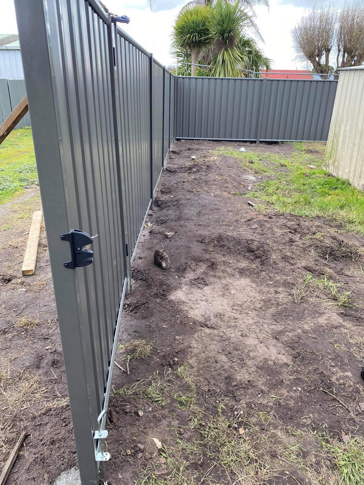 Colorbond Fencing Panel. STD Profile. 100% Australian Made (2.4m long) 3x Sheets, 2x Posts, 2x Rails, Screws - Customer Photo From Tristen B.