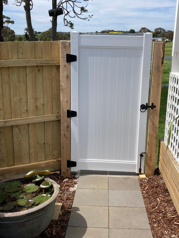 PVC Full Privacy Gate - 1000mm wide x 1850mm high - Fully assembled - Customer Photo From Simon