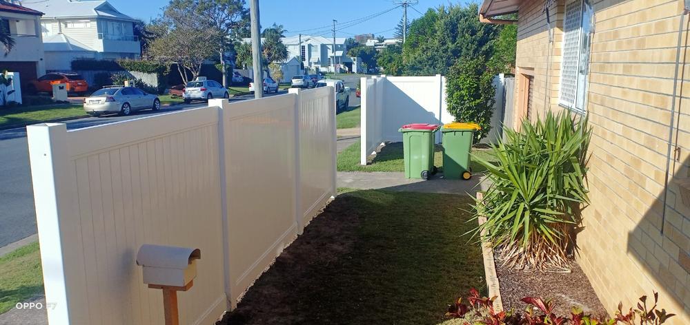 PVC Full Privacy Gate - 1000mm wide x 1850mm high - Fully assembled - Customer Photo From Des s.