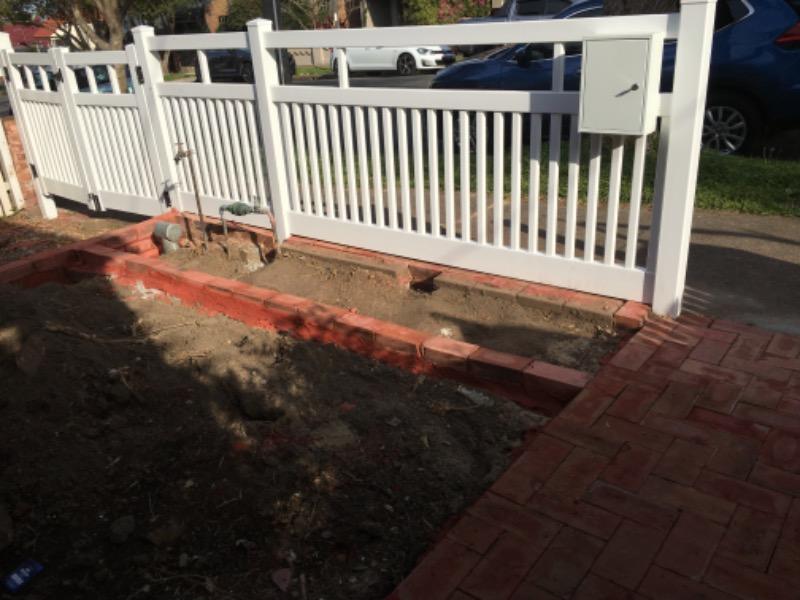 PVC Semi Privacy Gate - 1000mm wide x 1250mm high - Fully assembled - Customer Photo From Suzana and. Leo Fletcher