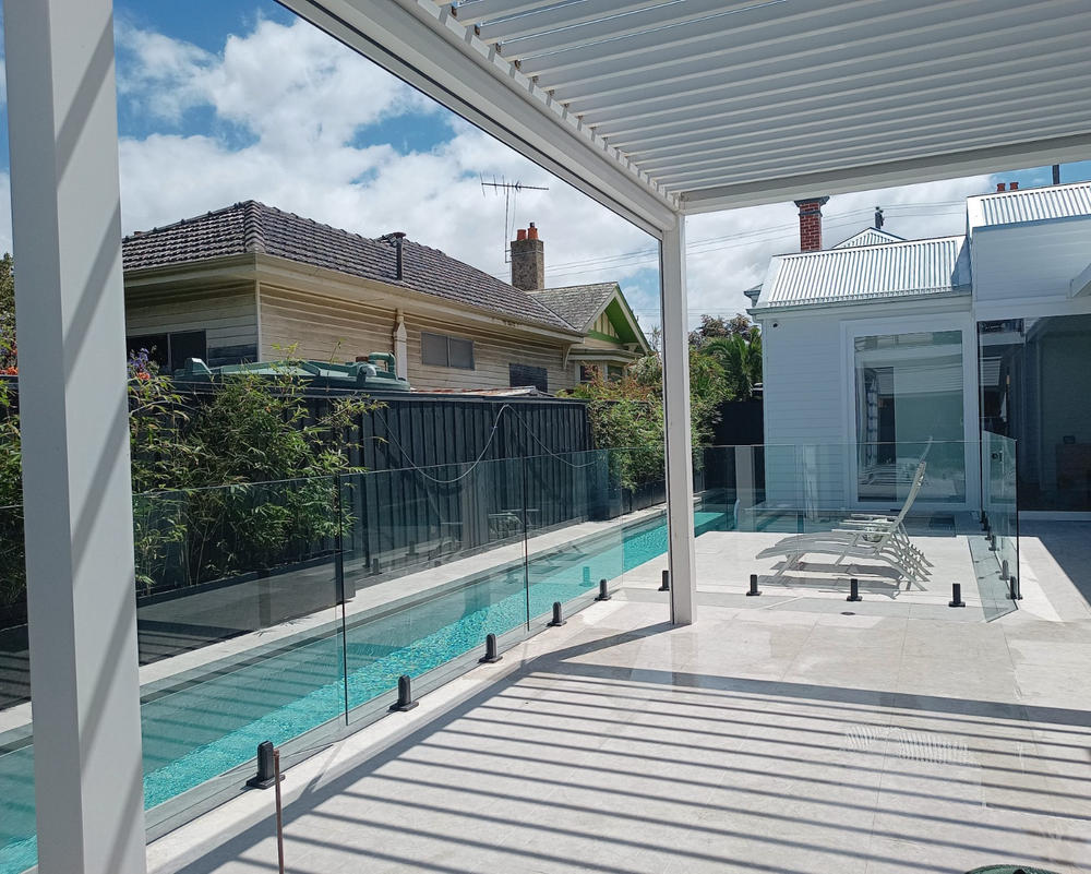 Frameless Glass Pool fencing Panels 12mm Thick, 1200mm high, Choose Your Glass Panel Width - Customer Photo From Tracey Wallace
