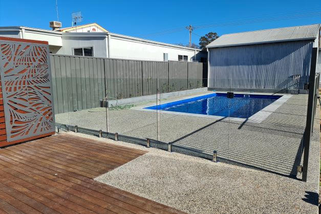 Frameless Glass Pool fencing Panels 12mm Thick, 1200mm high, Choose Your Glass Panel Width - Customer Photo From Jacqui W.