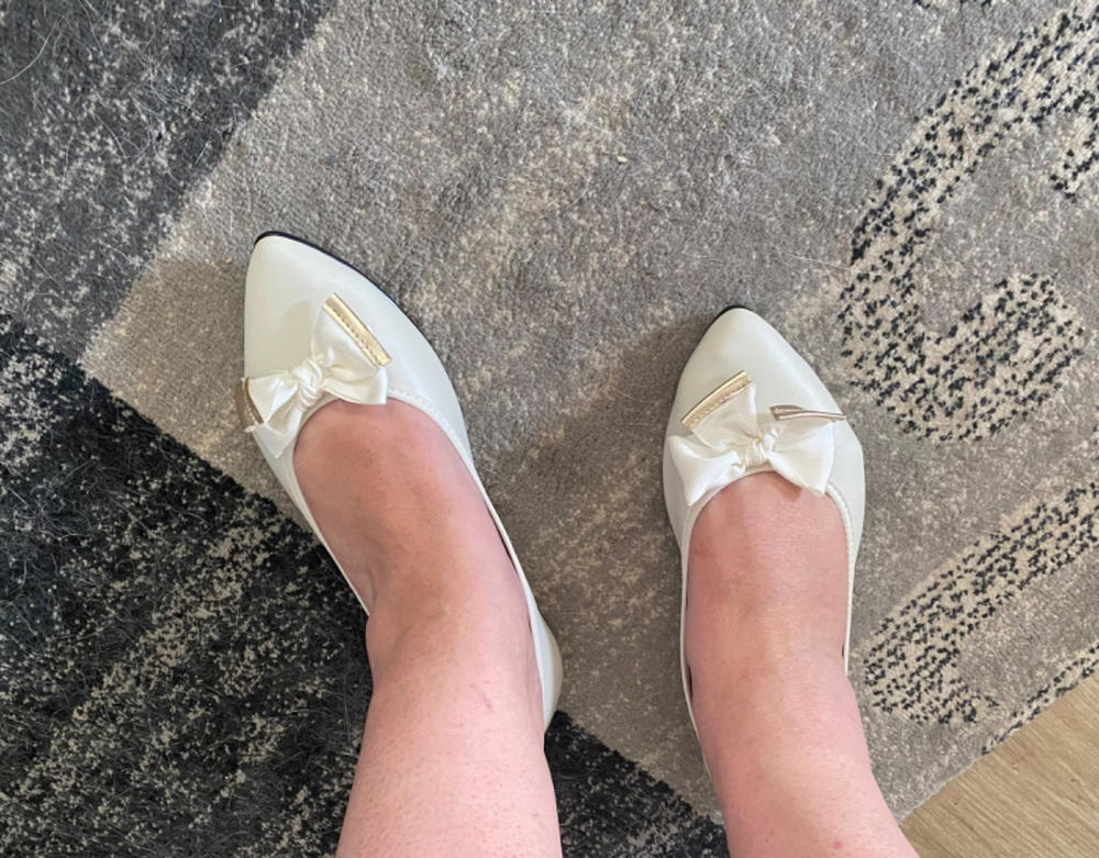 Moleca 5727-129 Pointy Toe in Off White Napa - Customer Photo From Cathy Douglas