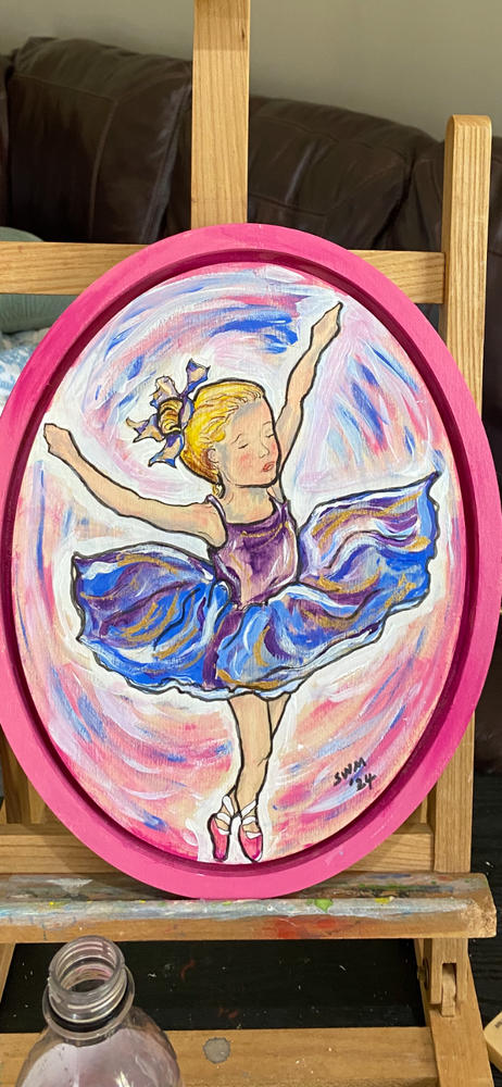 Trekell Oval Floater Panel - Wooden Canvas + Frame - Customer Photo From Susie Morris