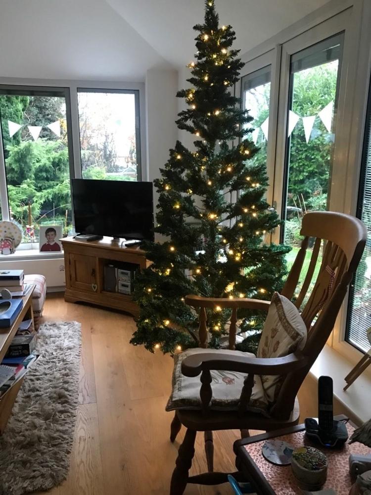 Olsen & Smith Pre-Lit 6ft/7ft Victorian Pine Multi-Function Artificial Christmas Tree with Warm White LED Lights, Next Day Delivery Available - Customer Photo From Jennifer Barron