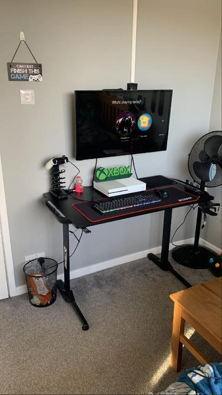 Olsen & Smith Xtreme Carbon Fibre Effect RGB PC Computer Gaming Desk with LED Lights, Controller Storage, Mouse Pad Headset Hook & Drinks Cup Holder Black - Customer Photo From Fiona
