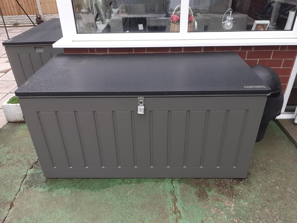 Olsen & Smith 830L MASSIVE Capacity Outdoor Garden Storage Box Plastic Shed - Weatherproof & Sit On with Wood Effect Chest - Customer Photo From Patrick Woodhead