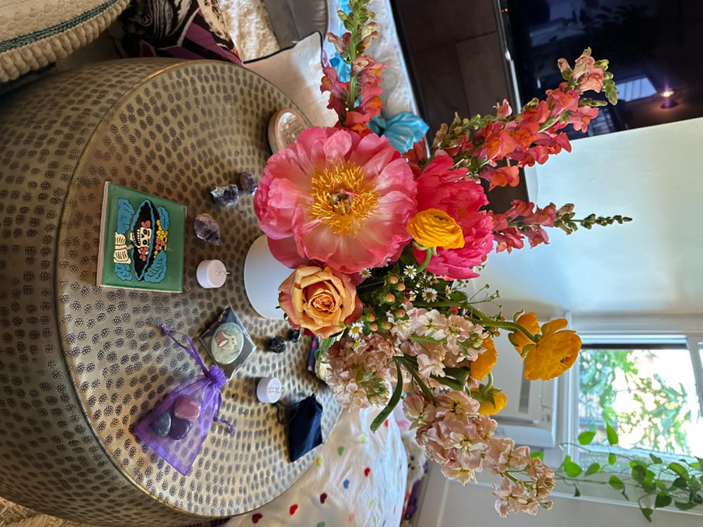 Grand Arranged Flowers - Customer Photo From LYNN MARSHALL