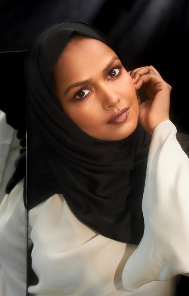 Perfect Satin Hijab - Black - Customer Photo From Thurayah S.
