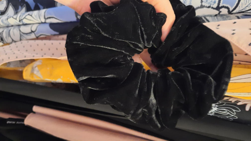 Shaping Scrunchie – Large - Customer Photo From Tagreed T.