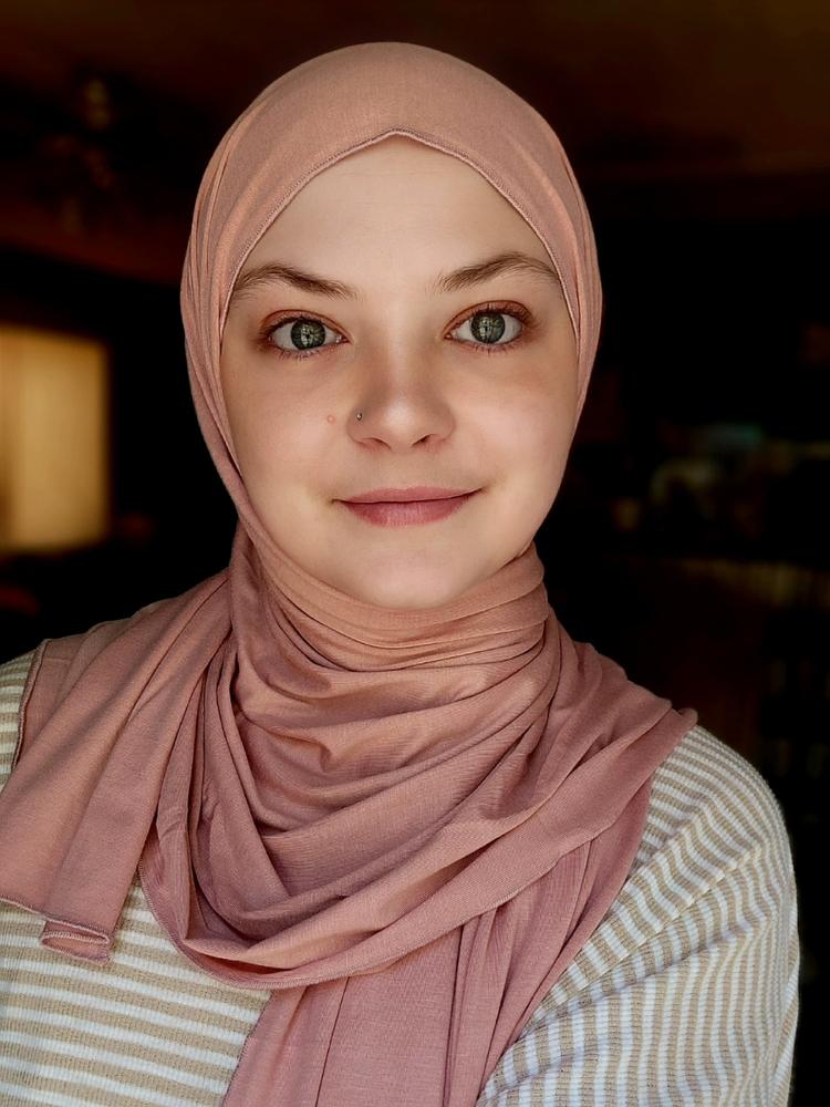 Daybreak Hijab Set - Jersey - Customer Photo From Rebecca G.