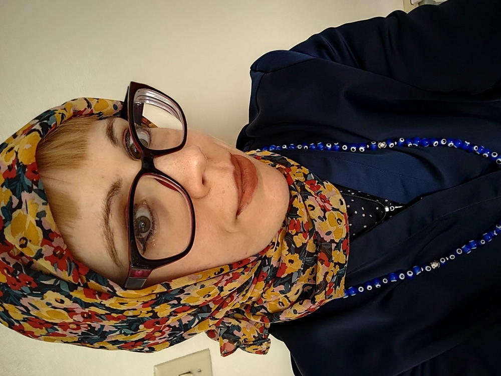Marigold Meadow Hijab - Customer Photo From Erica Durian