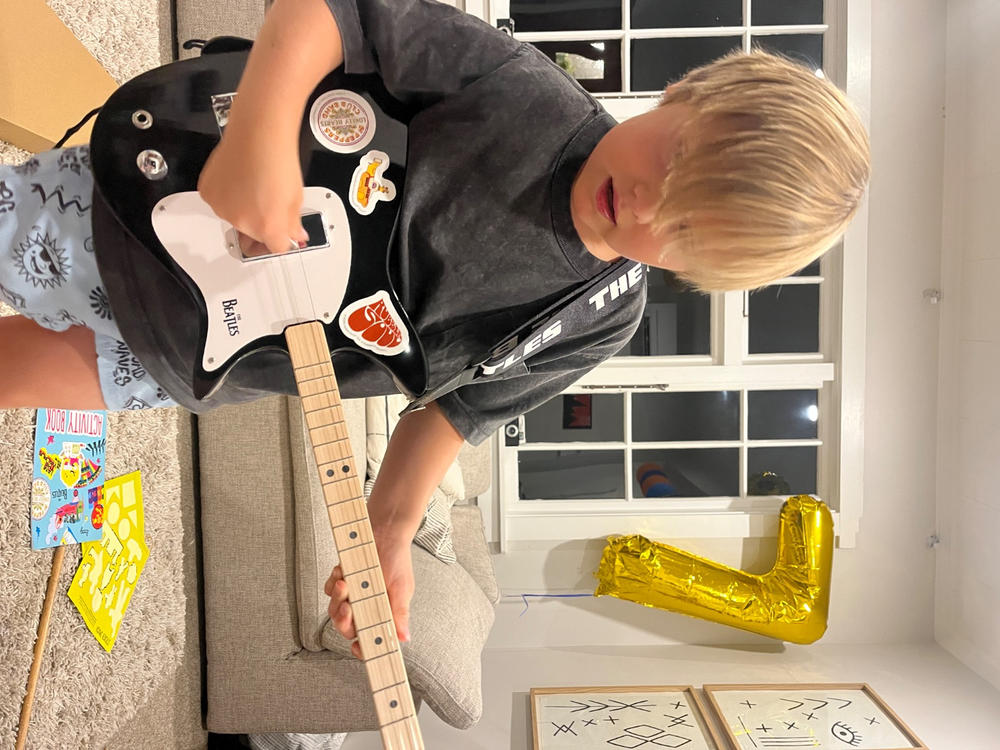 beatles + loog electric guitar - Customer Photo From Aimee Cane