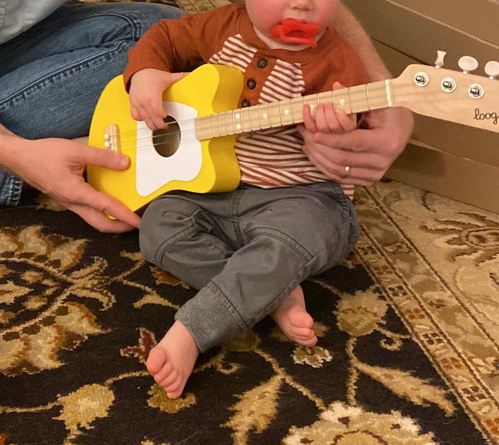 Loog Mini Acoustic - Customer Photo From Casey Wagner