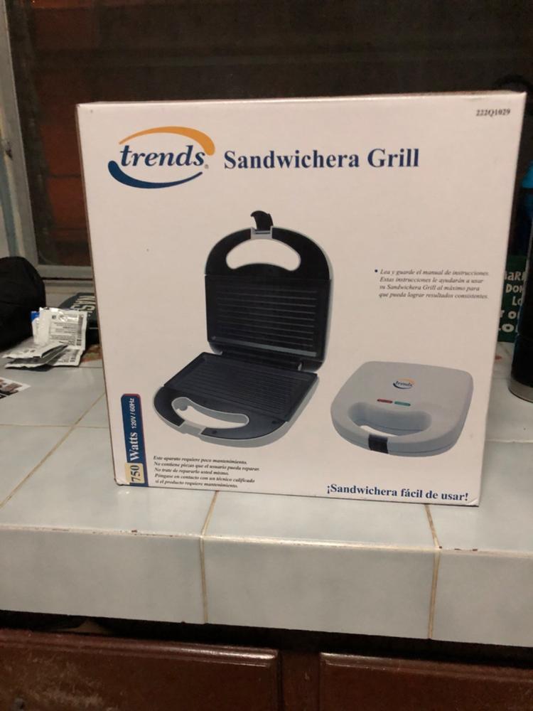 Sandwichera Grill Eléctrica 750 Watts – Do it Center