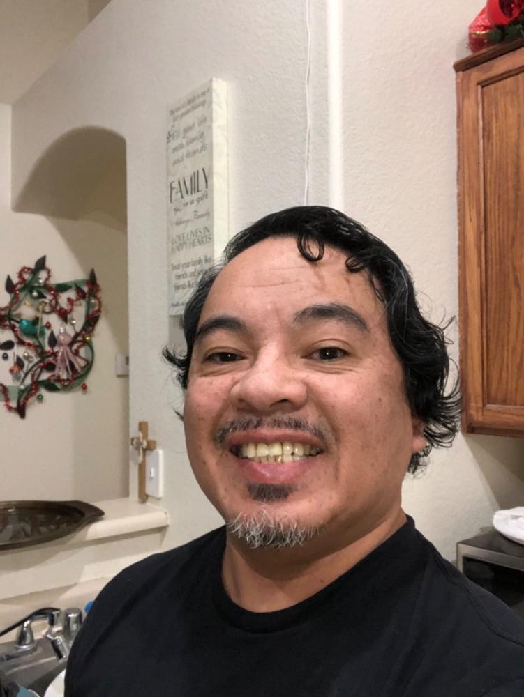 Particle Hair Vitamin Gummies - Customer Photo From Rod Camacho