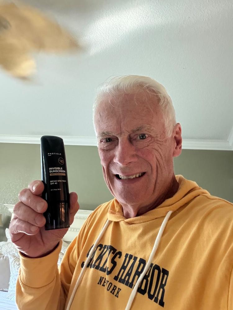Particle Invisible Sunscreen™ - Customer Photo From Victor Reed