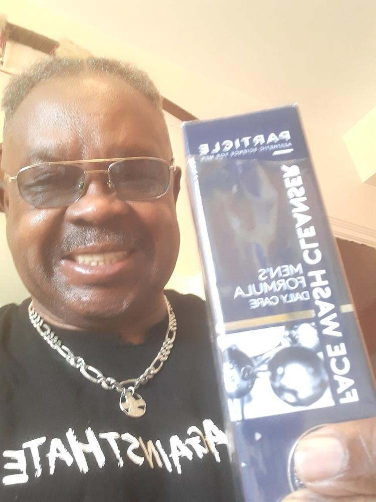 Particle Essential Bundle - Customer Photo From Kenya Lee