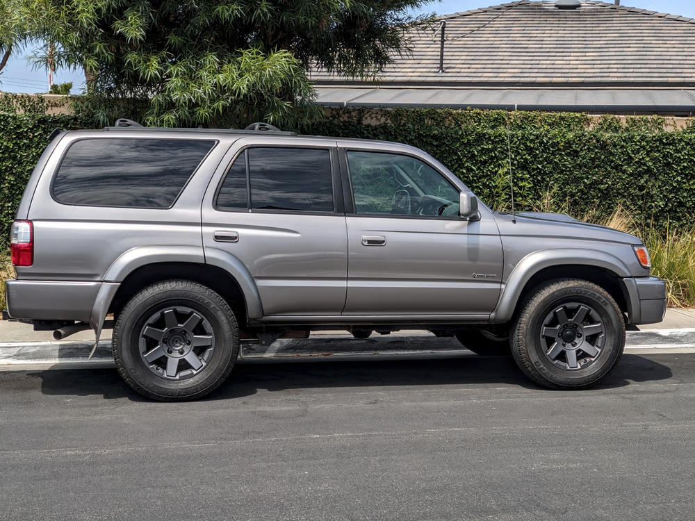 Anthracite Grey HyperDip - Customer Photo From Miguel Solis