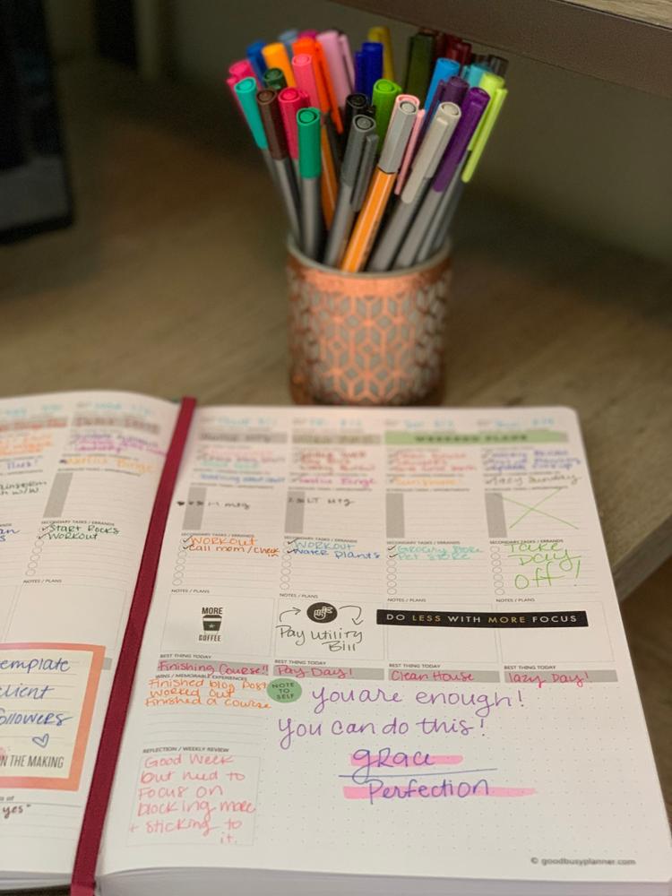Full-Year Undated Weekly Planner (7"X10") - Customer Photo From Jade E.