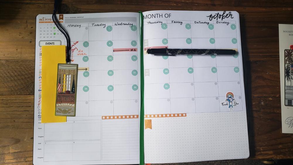 Undated 12-Month Weekly Planner - Customer Photo From Caroline S.